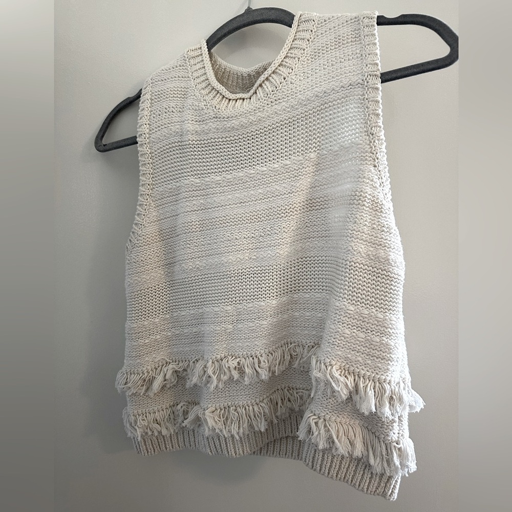 Sleeveless Club Monaco white fringed sweater